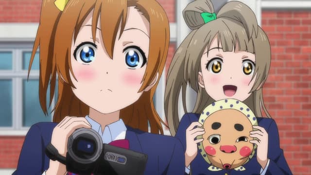 Love Live! School idol project, Who is the Center?